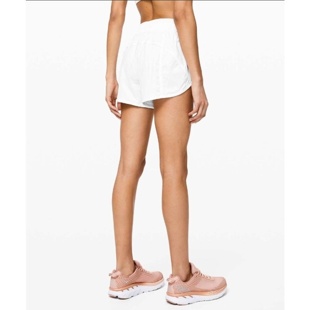 Lululemon Tracker Short V *4" - White - Size 8 - W7AT7S - Picture 4 of 10